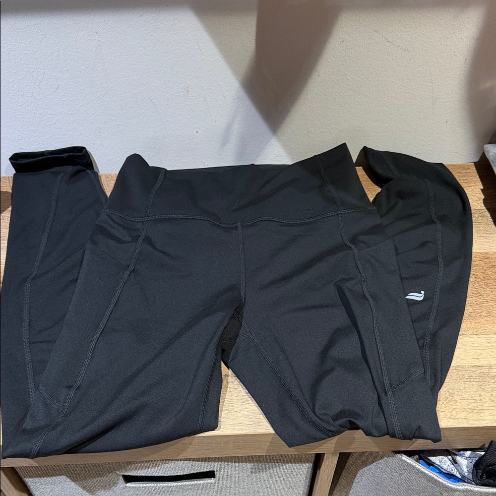 Fabletics Oasis Leggings NWOT